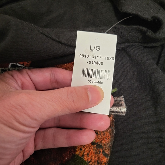 GUN N ROSES Graphic Print Distressed T-Shirt - Picture 8 of 8